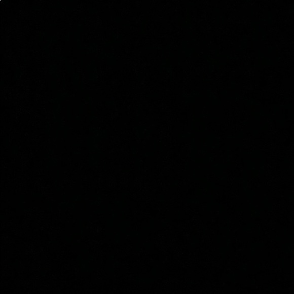 Meet your Posher, Amanda - Picture 1 of 1